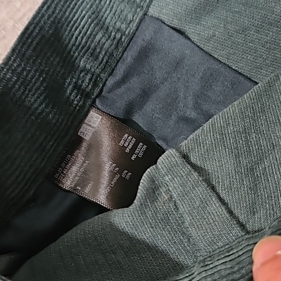 Uniqlo Cordoruy Mini Skirt - Picture 4 of 4